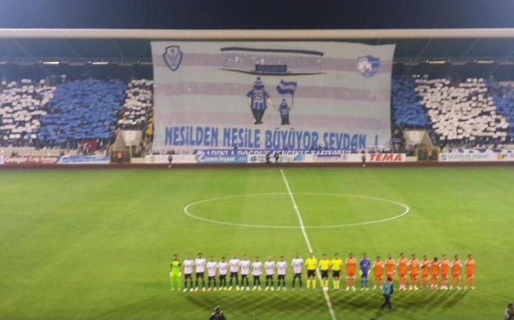 Erzurum BŞB - Erzin maçında Dadaşlar tarafından açılan koreografi