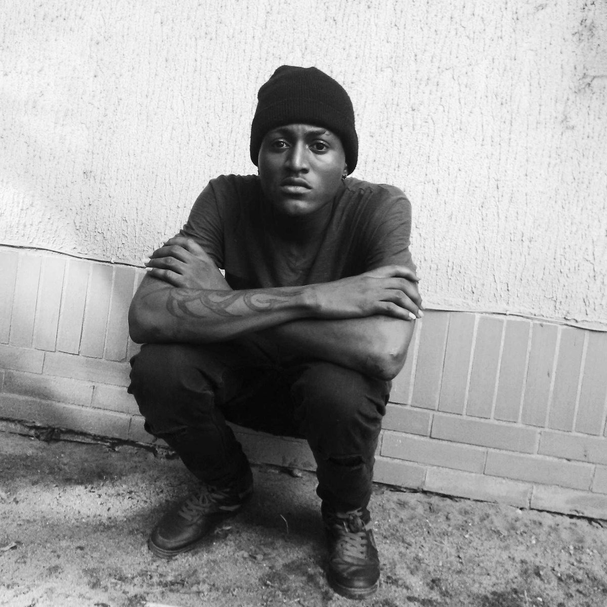 Idowest0's tweet photo. Keep the journey alive for the story to tell
Dream worth more than Money
Maf!a Quote. http://t.co/jSRLkDpdzE