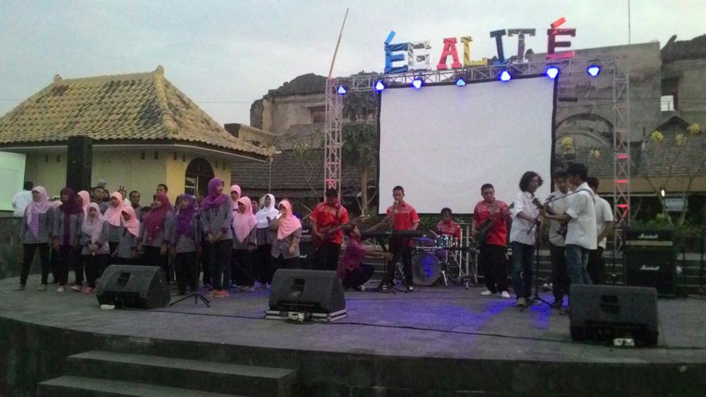 ini nih suasana <a href="/egaliteugm/">Égalité Ugm 2015</a> , sangat mengispirasi :D jgn sampai ketinggalan! ditunggu di pasar ngasem sampai pk 22