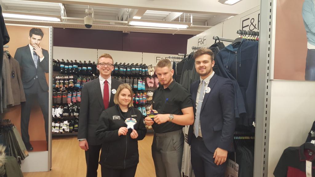 gregsvanquish's tweet photo. Well done Josh & Soph both getting wows!Keep up the good work & many more 2 come #sssse @jlingard1989 @craigturner9 http://t.co/ylwHmQ4Ud3