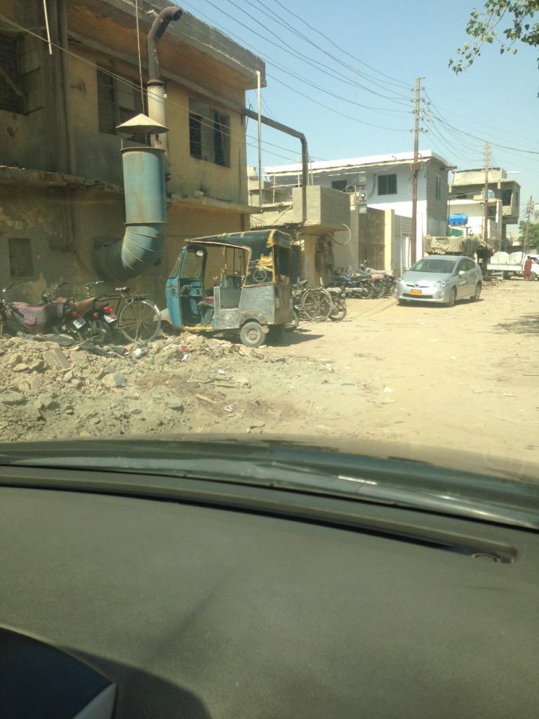 huzefahaider's tweet photo. @AsimBajwaISPR sir pls look,how our street #occupied by this company st13/3,block2,#azizabad #khi #helplesscitizen http://t.co/zoPNGYmN8S