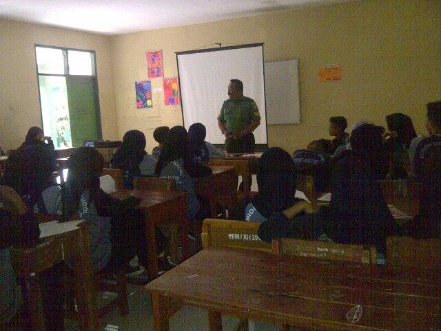 Terapkan disiplin dikalangan pelajar