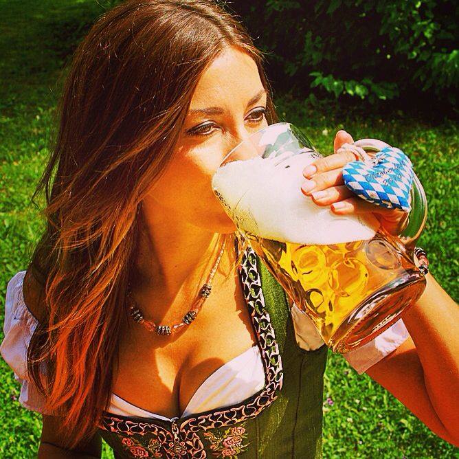 MONTECASINOZA's tweet photo. This time next week @SABierfest will be in full swing, so get your ticket today! #FunOnTap http://t.co/CPAb8f2skT http://t.co/6UKH21qZev