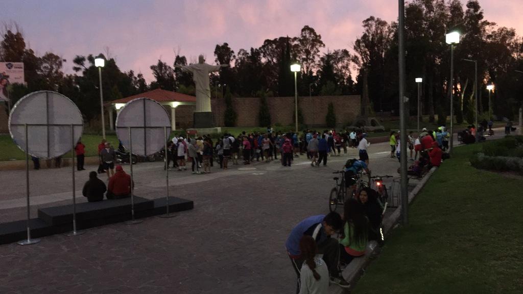 contexto9's tweet photo. @contextodgo #MTB #Cuidemoselcorazon @verowhite @ http://t.co/pz350JYr9r http://t.co/BjU1hiIOOG