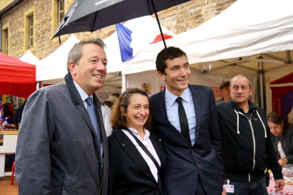 ChBoudot's tweet photo. A #Parigny avec le maire de Beaucaire @jsanchez_fn, venu m'apporter son soutien. #RhôneAlpesAuvergne http://t.co/bmXzx42hr9