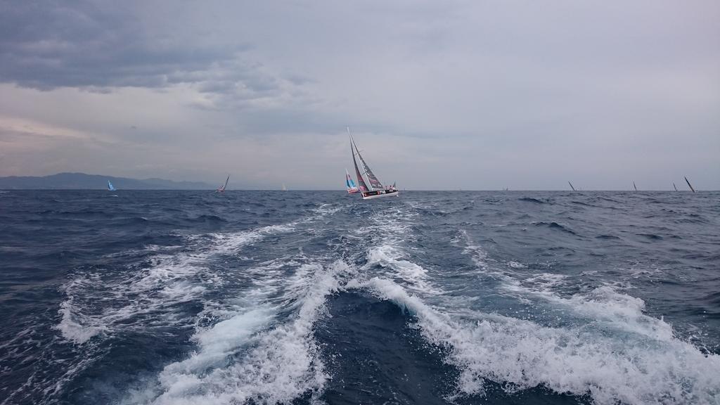 Generali Solo (@generalisolo) on Twitter photo Les croisements s'enchaînent dans ce dernier bord de près!  <a href="/GeneraliSolo/">Generali Solo</a> <a href="/generalisport/">Generali Sport</a> Les croisements s'enchaînent dans ce dernier bord de près!  <a href="/GeneraliSolo/">Generali Solo</a> <a href="/generalisport/">Generali Sport</a>