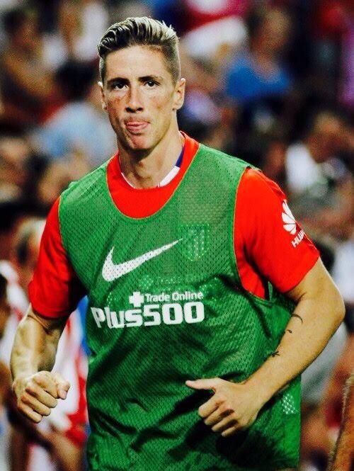 FTorres9Fan_'s tweet photo. Love him ❤️ 
#Torres http://t.co/4vJw5AlHen