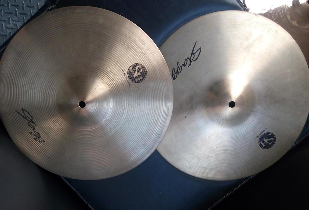 antonius_deny's tweet photo. Wts hihat stagg SH 14" good condition. Cp: 08998838692/081316317656. @DrumBagus . thx u drumbagus http://t.co/dzun9qOeqD