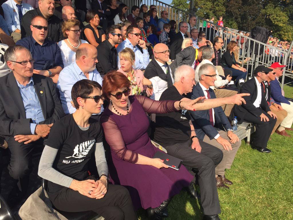Great crowd at #Belgium vs <a href="/defenceblacks/">Defence Blacks</a> rugby <a href="/maggiebarrynz/">Maggiebarrynz</a> <a href="/GeertBourgeois/">Geert Bourgeois</a> NZ up 21-6 after 30 mins