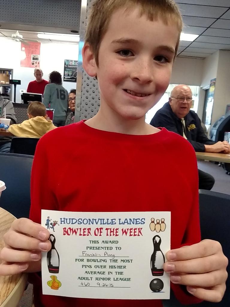 TheElFranco's tweet photo. I got 60 pins over my average! #bowleroftheweek http://t.co/khXr3D59UE