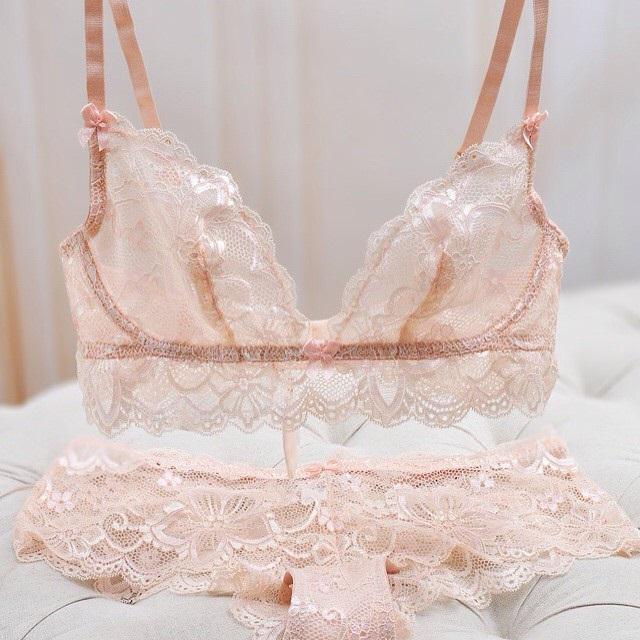 prettyinlaceuk's tweet photo. Beautiful ballet pink bralette from #petitecherry x #lingerie #fashion #girly #lingerieaddict #muslimah #love http://t.co/3NQgXCXJps