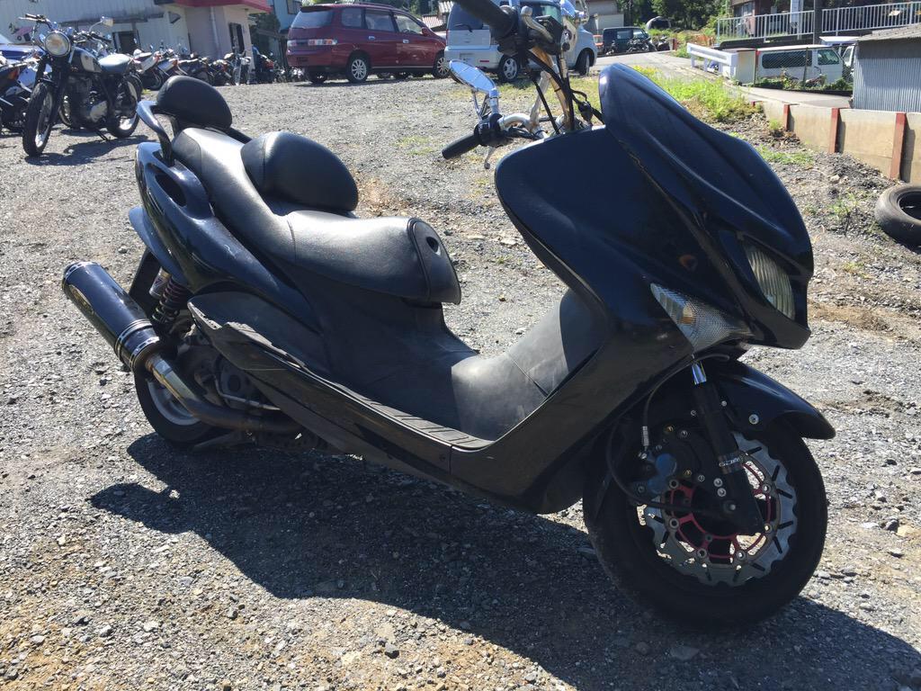KenzouJp's tweet photo. @autoshop_able 
こちらのマジェスティ125はもうないですか？また、このてのカウルのマジェスティ125の入荷予定はありますか？ http://t.co/yiwHvS6CD5