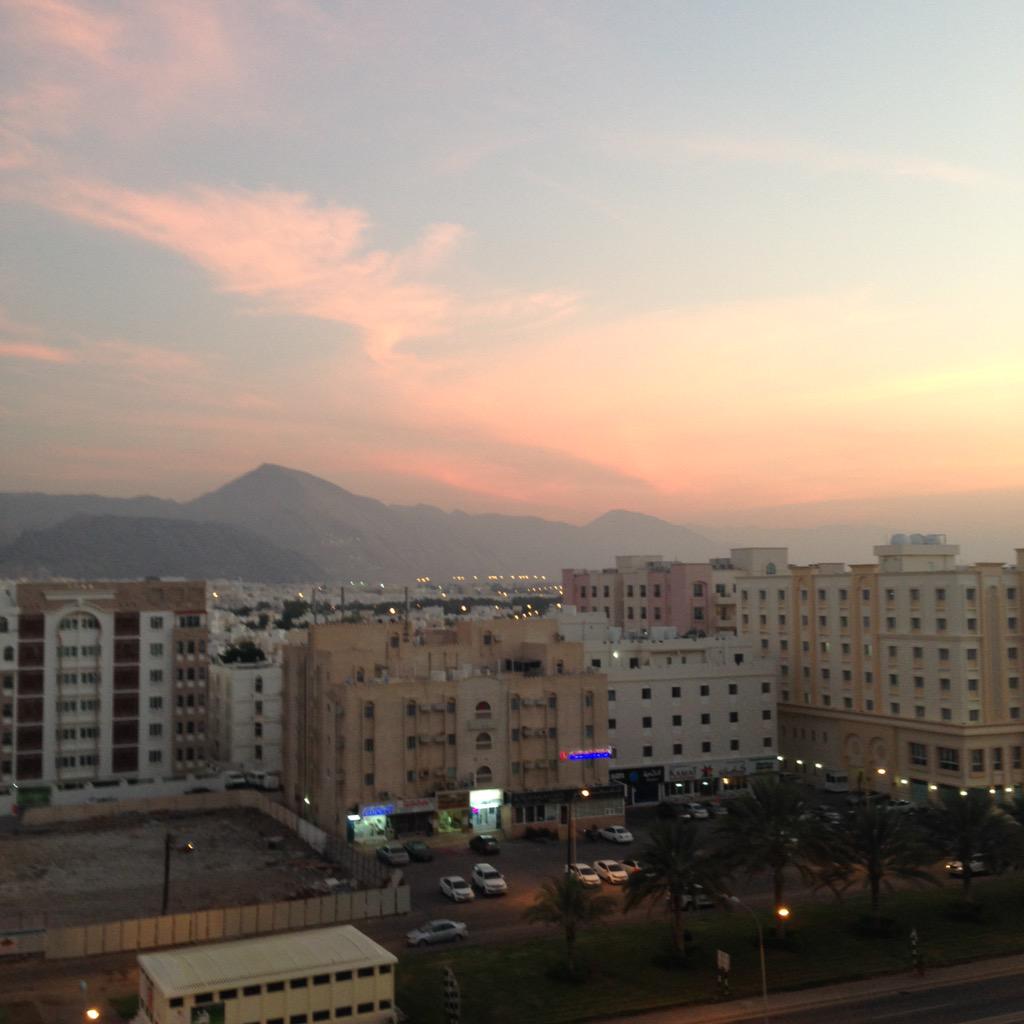 MaxwellWayman's tweet photo. Muscat Sunset! #nofilter http://t.co/8qL8qxSBUy
