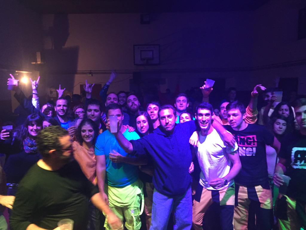 powerdancediscomovil tweet media