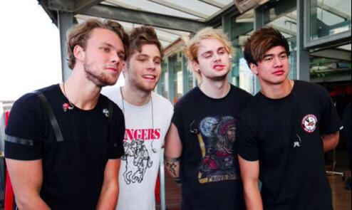 youcompletmess's tweet photo. its not fair that they look so good 😫😩 http://t.co/gkXeGyN11E