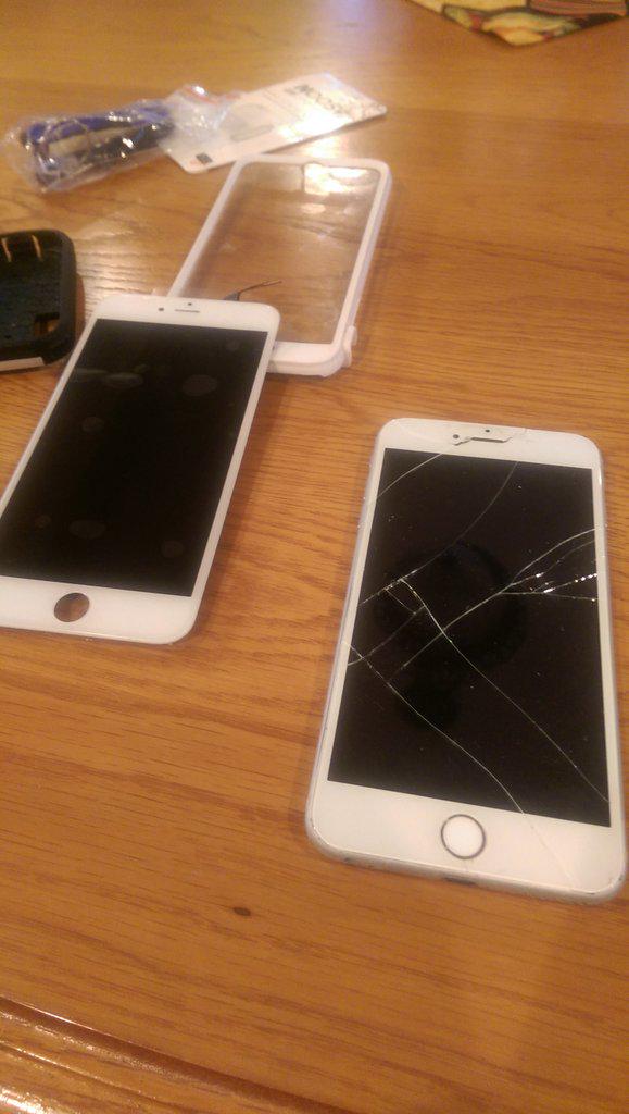 Bradenrhale's tweet photo. Dad: while you are home.......
#techlifeproblems http://t.co/WfWyNBgfke