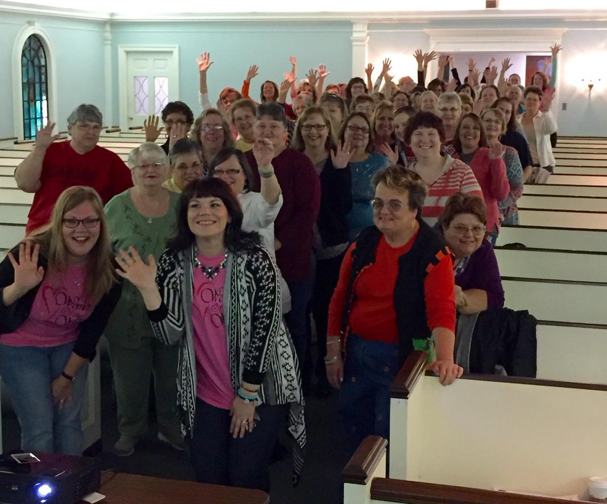 GayleYoung_'s tweet photo. First Baptist,  Ponca City,  OK  #WOFLovedTour http://t.co/RntqIhofDJ