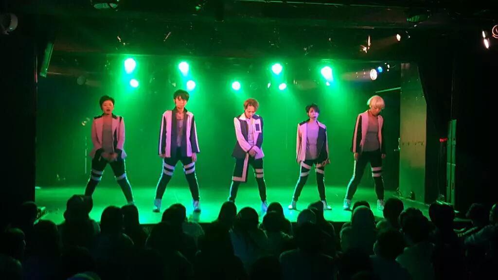 ojkmT503's tweet photo. もっとツイッター浮上してご挨拶に回りたいけど、、、
なんせご老体なのでいったんお風呂入ってきます。そのまま寝ちゃったらすみませんρ(・・、)💦
明日は今日の反省会♥という名のただの宴会wわーいww
#KPOPDAY #SIZee http://t.co/HRH8V0X1MQ
