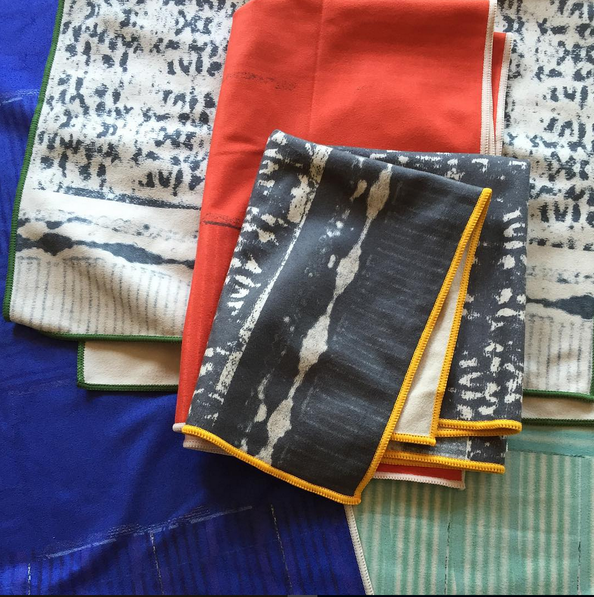 aretecomplete's tweet photo. Fall prints #remix #active #stretch #victory #aretecomplete http://t.co/UBsI8nVzNZ