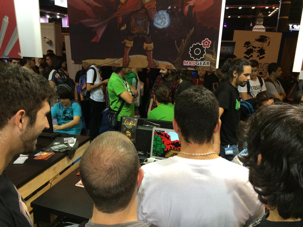 Lots of players enjoying #AHoleNewWorld at Madrid Games Week