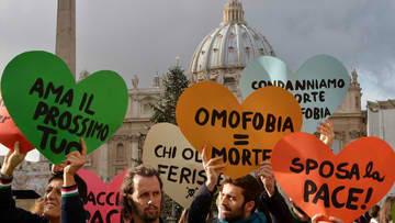 miriamgracego's tweet image. Eto ang #eksena

Vatican fury as top priest comes out on eve of bishops meet rappler.com/world/regions/…