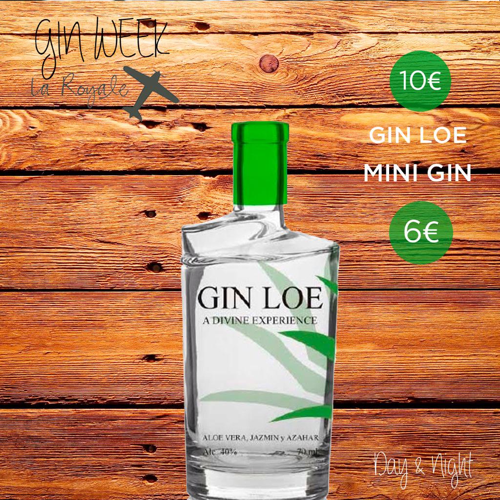 LaRoyaleBCN's tweet photo. Celebramos la GIN WEEK con #GinLoe​. Podrás disfrutar de Gin Tonics Premium de #GinLoe a 10€ y Mini Gin Tonic a 6€. http://t.co/P2xVlCV29o
