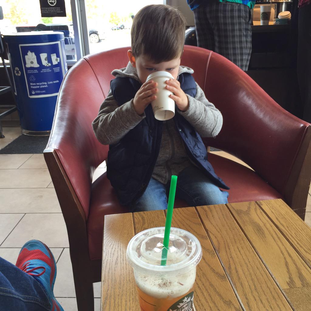 curtisgilfillan's tweet photo. Starbucks date with my bestie. @StarbucksCanada #kidshotchocolate #BTL http://t.co/jPCyeSRfif