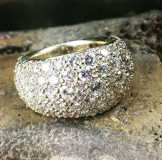 fbcjewelry's tweet image. The Ice Bulb Ring..  Ring or Pinky??  #PersonalPreference