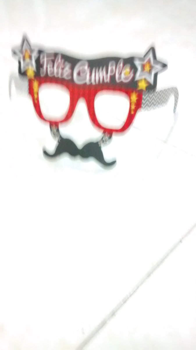 HeberNovoa1's tweet photo. Gafas... http://t.co/HQPnu2Yvn0