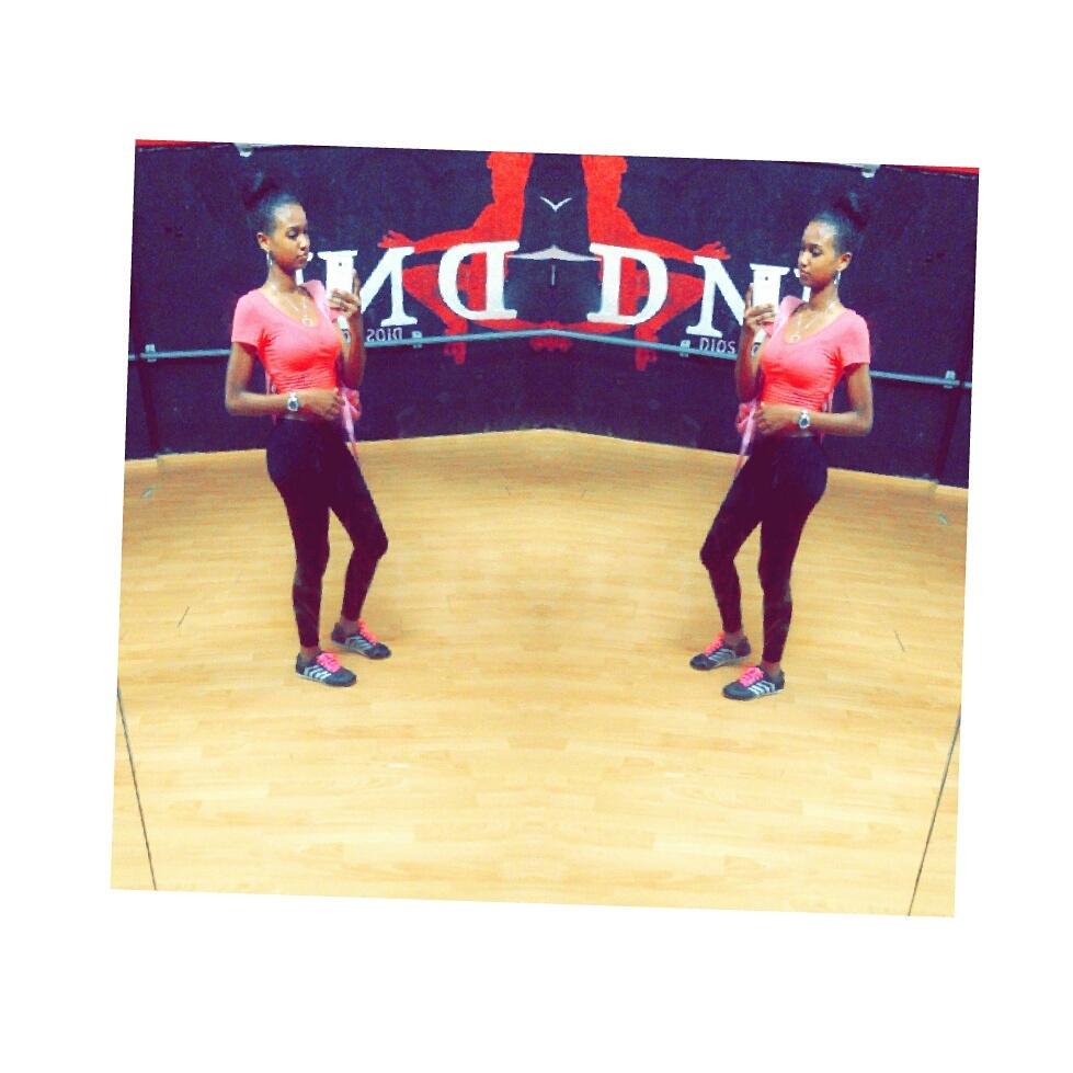 Selidlc's tweet photo. Haciendo lo que me gusta
#DNIDancer 💃🔥 xq yo puedo 👌👌 http://t.co/6G96cZ4eQD