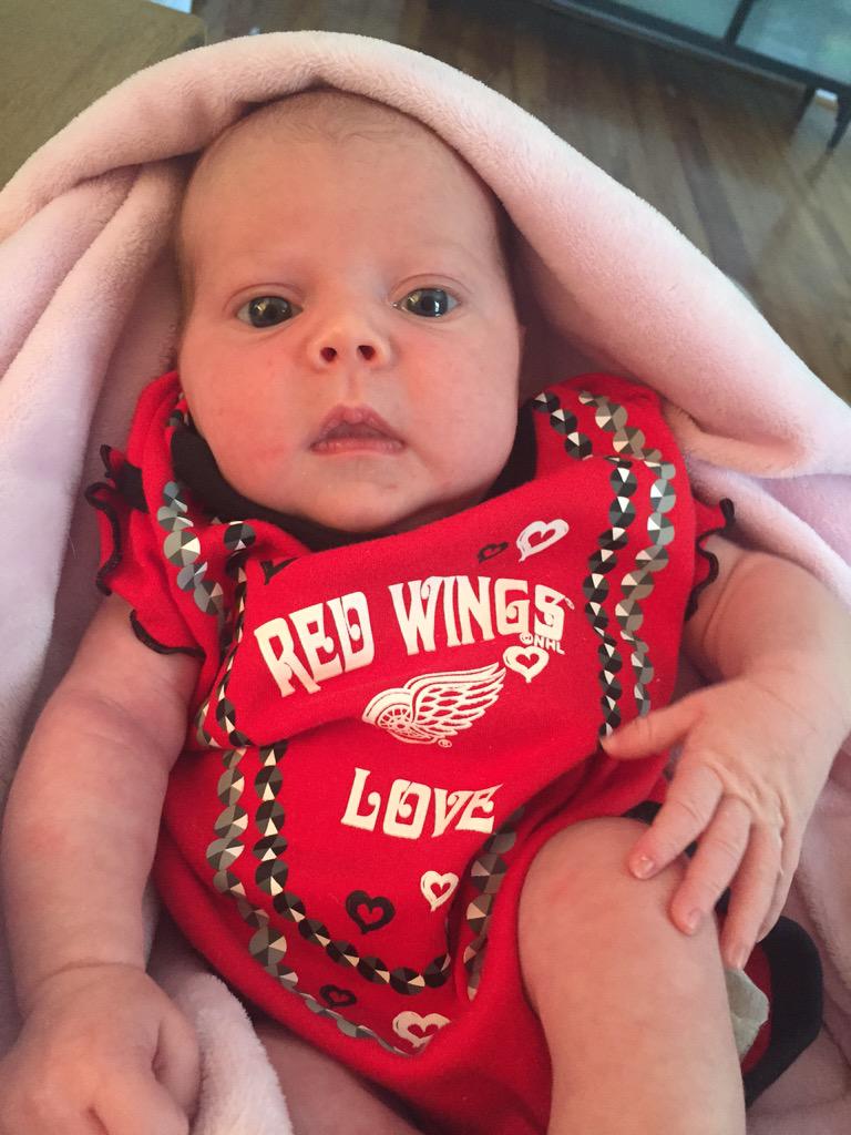 WellnessDallas's tweet photo. 8 days old and baby Emma already cheers for the best team in hockey! #RedWings #Detroit #NHL #hockey http://t.co/kDUv8TqVtv