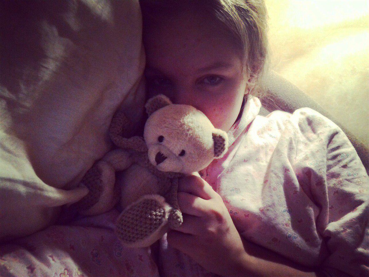 _clark_'s tweet photo. Спокойной ночи:*
Сладких всем снов:* http://t.co/j2bD08vL1U