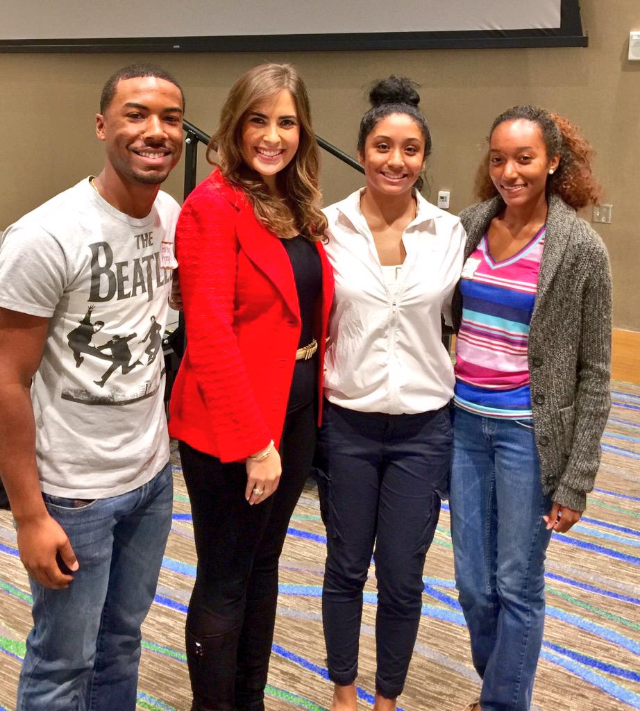 ICA_TAMUCC's tweet photo. Great opportunity meeting @jessicaabo at the islander leadership conference! Thank you! #ILC15 http://t.co/aWj1OcQIcb