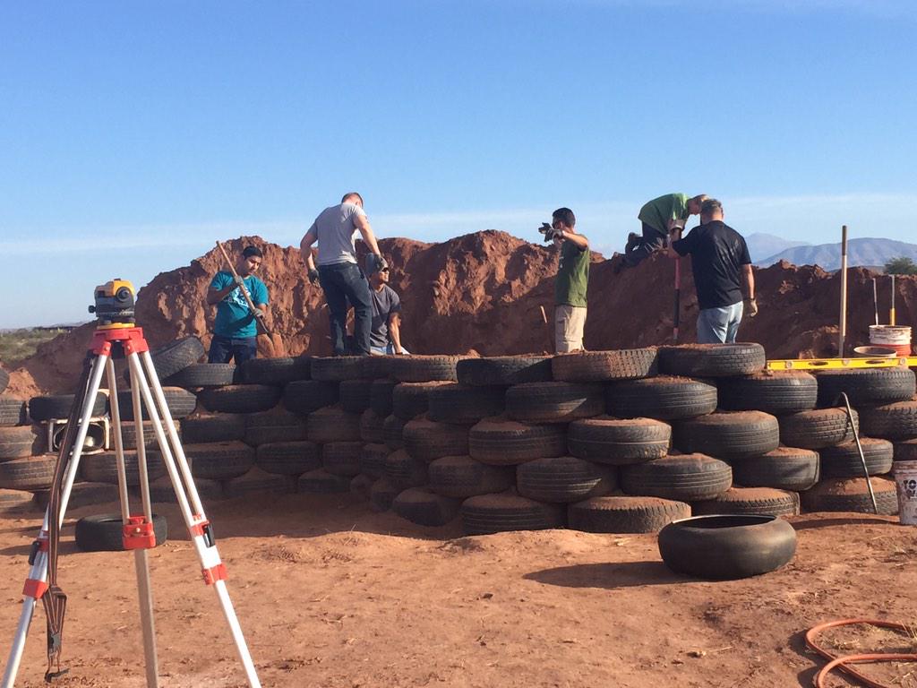 FoxholeHomes's tweet photo. 5 volunteers are already here! Come join them – 60 Rattlesnake Road, Tularosa NM http://t.co/3phuDAFFhX