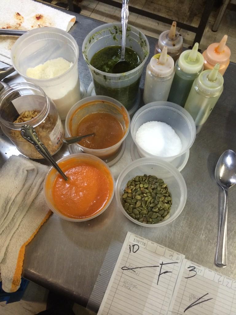 OneBlockWest's tweet image. My little world. #livefromobw #calmbeforethestorm