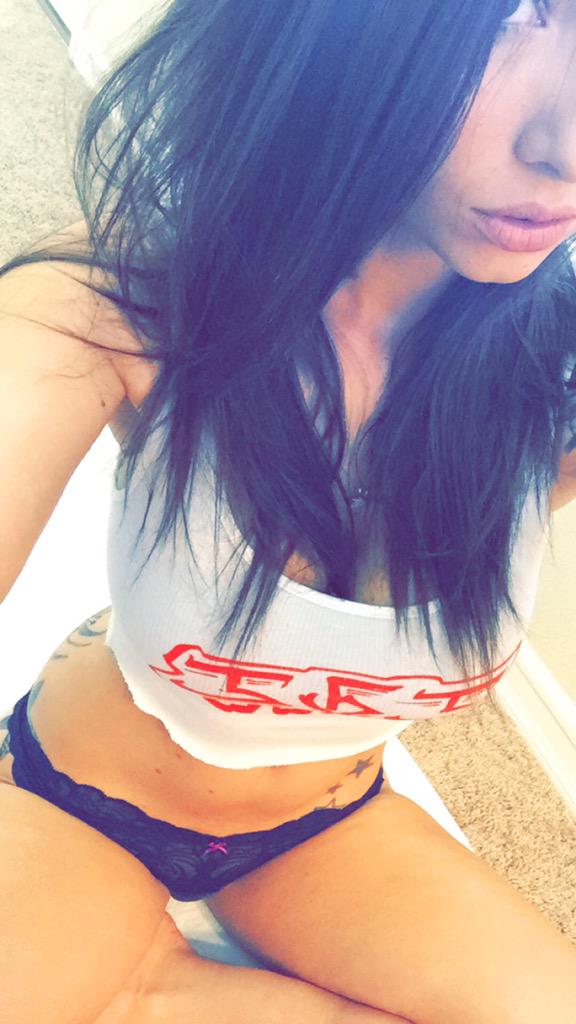Streaming live now 💋 Come hang out xoxo @CamSodaLive #callienicole #camsoda #camgirl http://t.co/zNZ0fCUaY0
