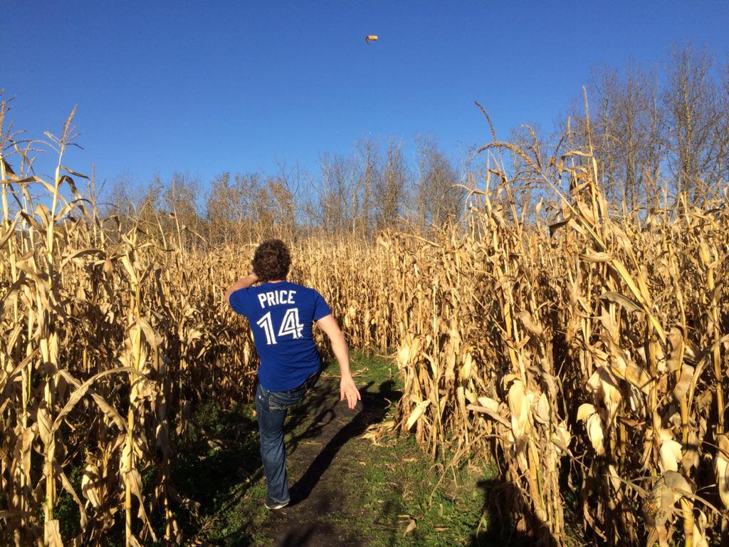 ianhackattack's tweet image. Saskatchewan loves the @BlueJays. Take it back boy! #bringerofcornrain