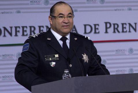 Milenio's tweet photo. Ante bloqueos de la CNTE, PF aplicará uso racional de la fuerza: Galindo http://t.co/rIXscXBXW9 http://t.co/yUCQfcQ35f