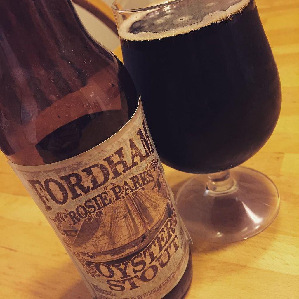 beerpulse's tweet image. Drinking a Rosie Parks Oyster Stout by @fodobrewing #beer #sample