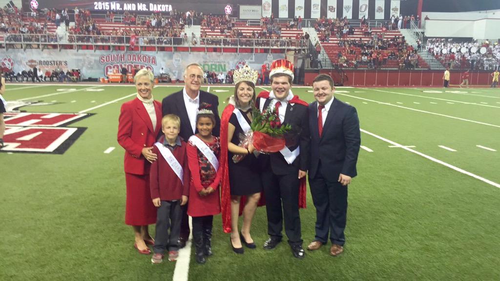 Sami Zoss and Lucas Peterson were crowned Miss and Mr. Dakota 2015!