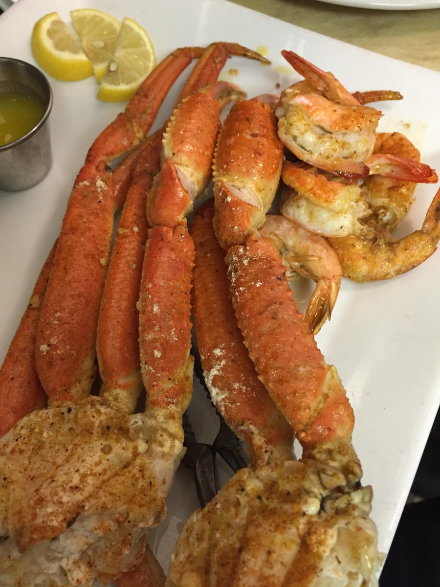 BCSeafoodATL's tweet photo. These beauties are calling your name!  Stop by for dinner tonight! #atlfoodies #cascade #cascadeatl #atleats http://t.co/SxHC8FQQAH