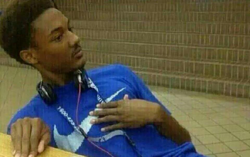 LIrresponsables's tweet image. Tu cara cuando vas por la calle y no vez un ñero
-