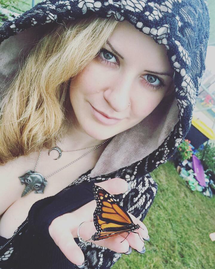 missvelvets's tweet photo. Metamorphosing at Alchemy with my love of my life, and our outrageously beautiful friends. Happy Burn!! #Alchemy2015 http://t.co/Z8q80iwTHR
