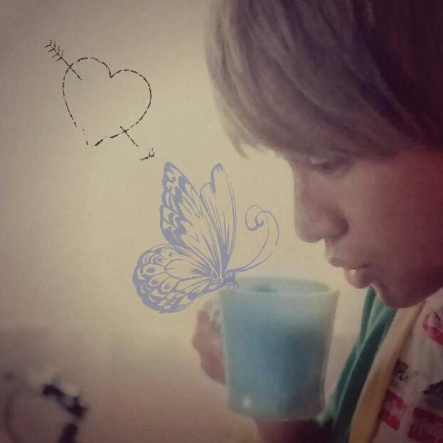 Return_the_Sky's tweet photo. なんか、二人揃って独身になった時はｱﾎな事したな（笑）あれはあれで楽しい思い出になったわ。独りでﾌﾗﾌﾗしてるから心配で目が離せないような貴方やけど、芯のあるｲｹﾒﾝな男やなってあの時から思ってる。これからも出会いを大切に。有難う http://t.co/ODtKNfqZbl