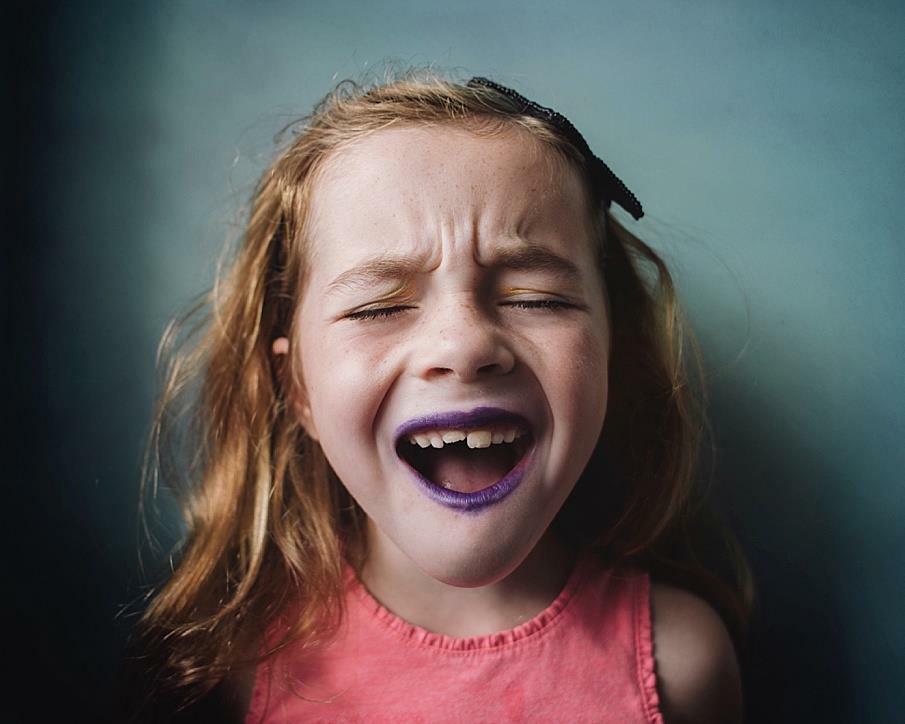 ktparkerphoto's tweet image. Sing.  #noteeth #purplelipstick