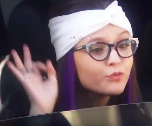 quando aguem diz: ''vai fazer alguma coisa na vida menina'' dai minha reação..