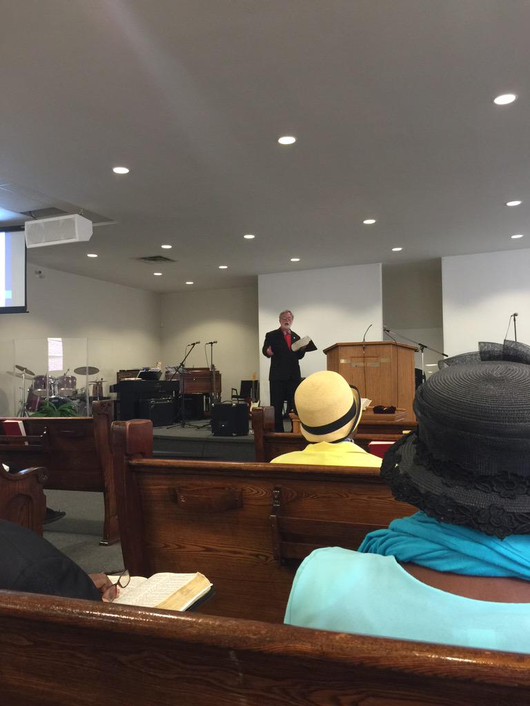 Simba_Den's tweet image. Pastor Ken Chroniger preaching about SDB "We know where it begins and ends" #SDB2015