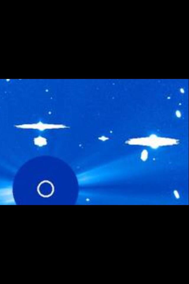 UFOsightingss's tweet photo. Huge Disc UFO's Caught Near The Sun.. #ufo #ufos #UFO #ufosightings 
https://t.co/hwZzQfj5wg
https://t.co/tb4YZV04VJ