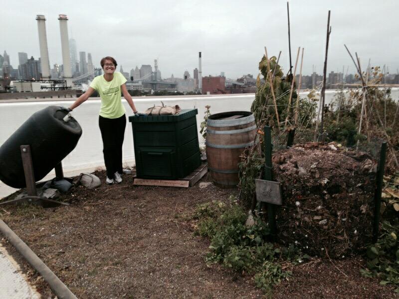 BrooklynMompost's tweet photo. #rainyday means tidy up the #BrooklynMompost @BrooklynGrange corner! Thank you Sabrina for all your help #urbangreen http://t.co/hG5gcvEPsE