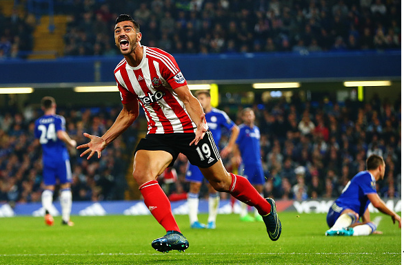 BBCSport's tweet photo. FT: Chelsea 1-3 Southampton.

#CFC drop to 16th, 4 points from the relegation zone

http://t.co/k1BpbfKgEf #cfcvsou http://t.co/j2oMpl0HS1
